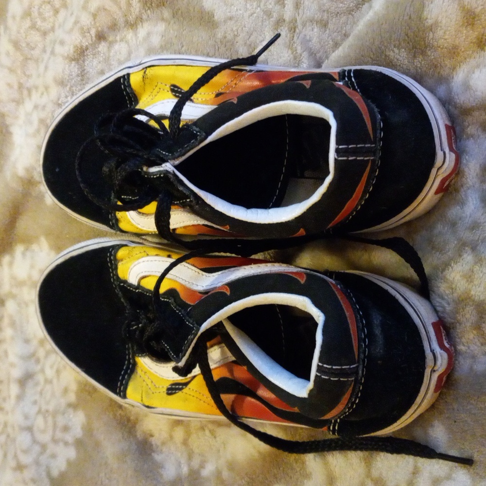 Vintage old school flamed Vans shoes - Picture 3 of 5